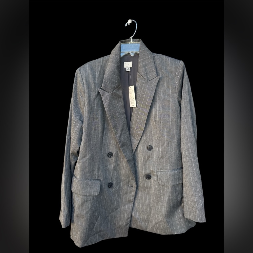 Women's Gray Pinstripe oversized Blazer - Picture 3 of 5